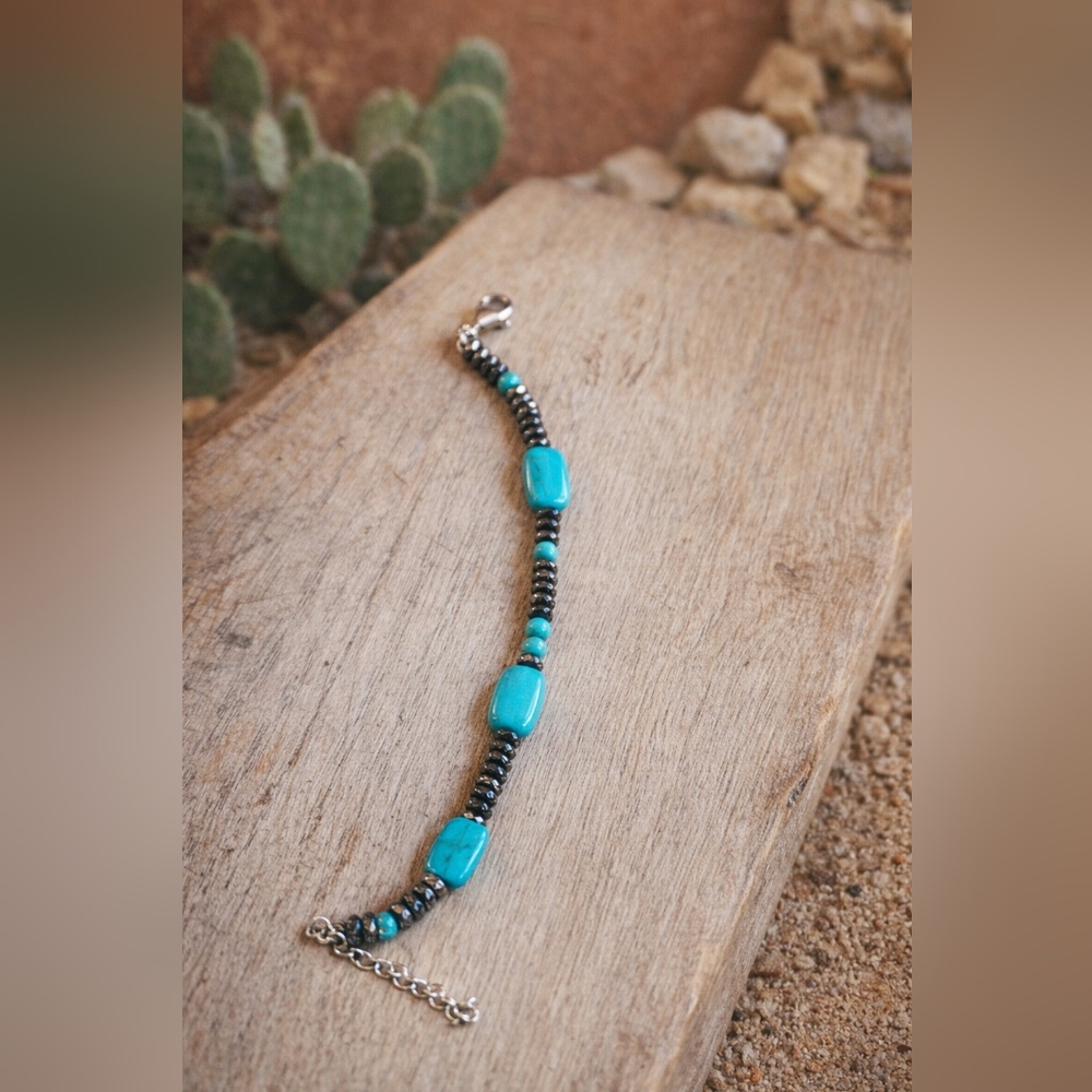 Southwestern Boho Faux Turquoise & Hematite Beaded Bracelet